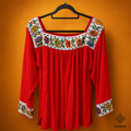 Blusa Color Rojo Bordado Chaquira