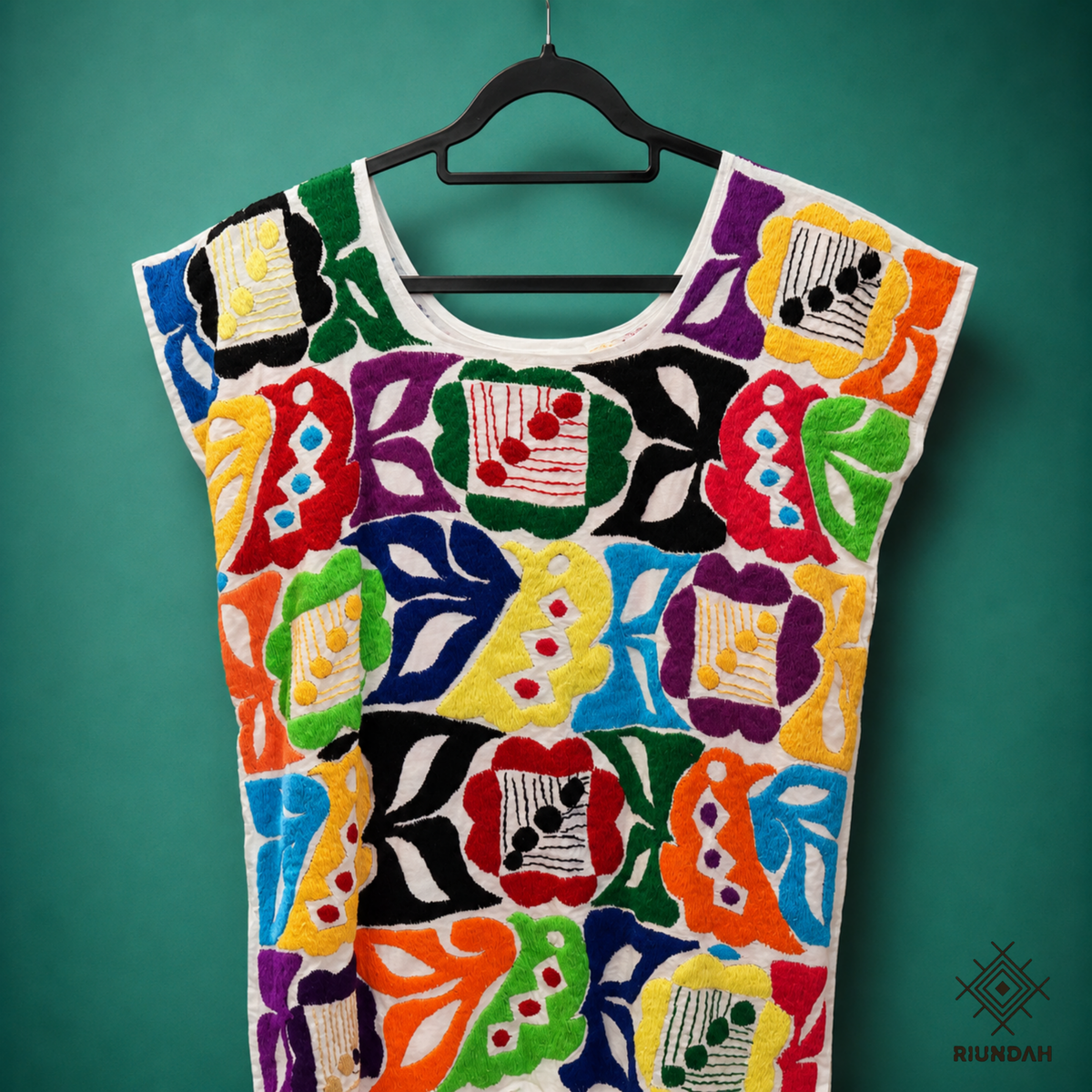 Blusa Tuxtepec fondo Blanco