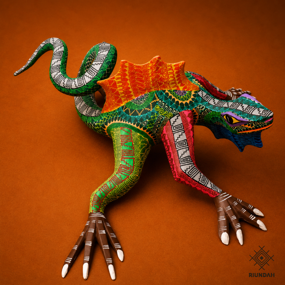 Iguana Mediana con Doble Cresta