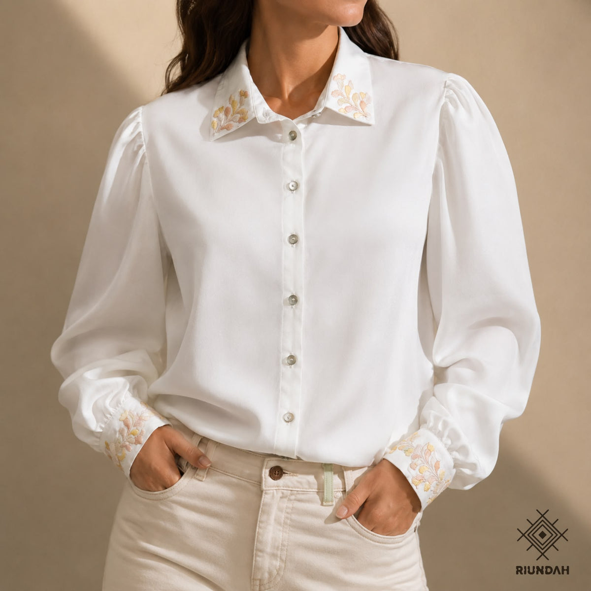 Blusa de Tela Tipo Seda Color Blanco