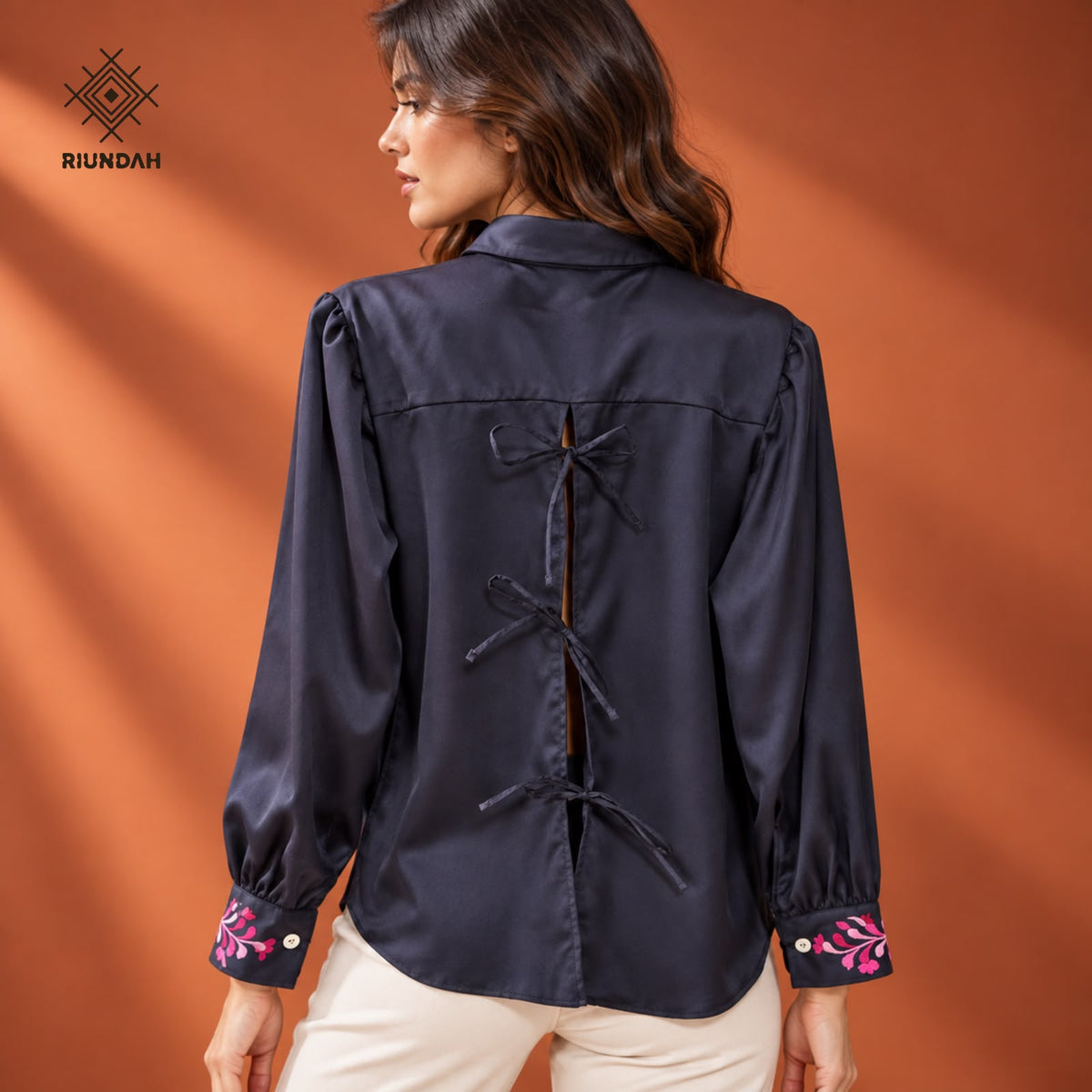 Blusa de Satin suave  Color Azul